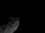 Изображение астероида Бенну, на котором запечатлён выброс пылевых частиц с поверхности астероида